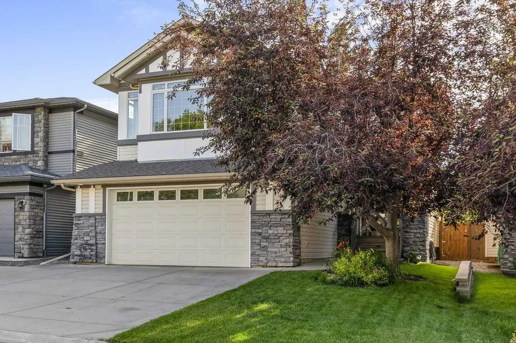 11 Chapala Square SE Calgary AB T2X 3T7