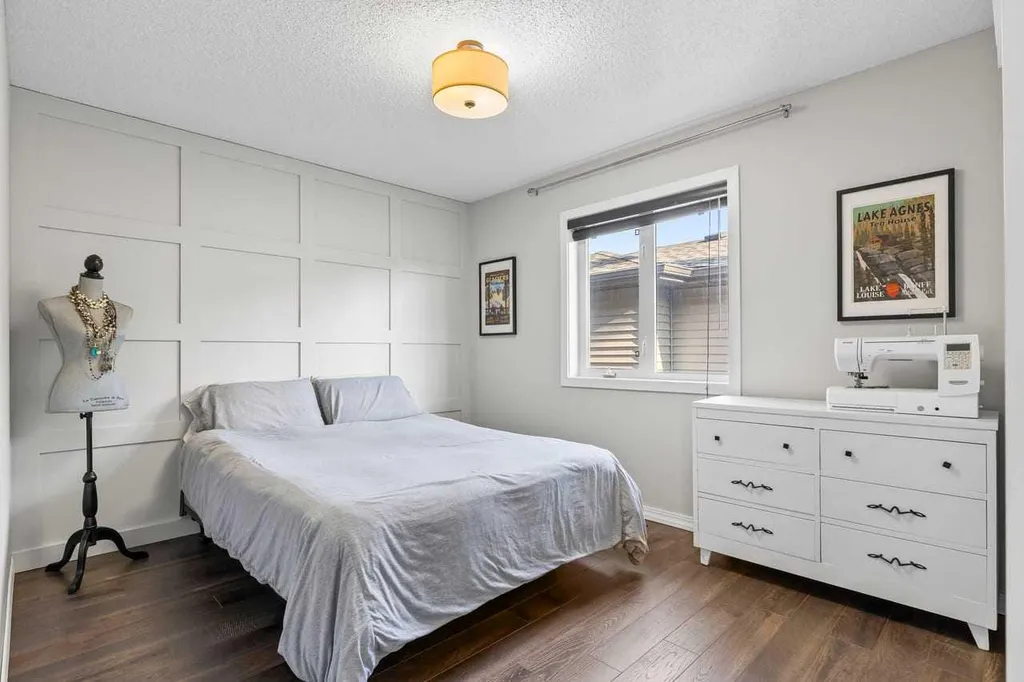 11 Chapala Square SE Calgary AB T2X 3T7
