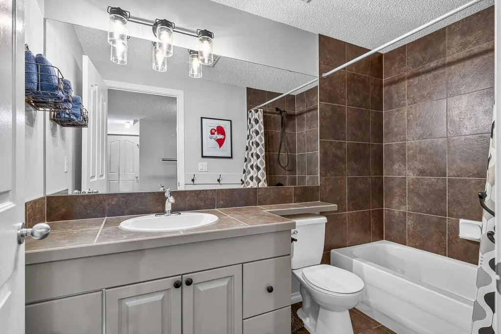 11 Chapala Square SE Calgary AB T2X 3T7