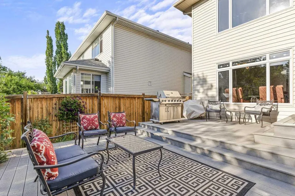 11 Chapala Square SE Calgary AB T2X 3T7