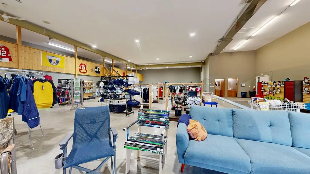 4902 51 Avenue Stettler AB T0C 2L2