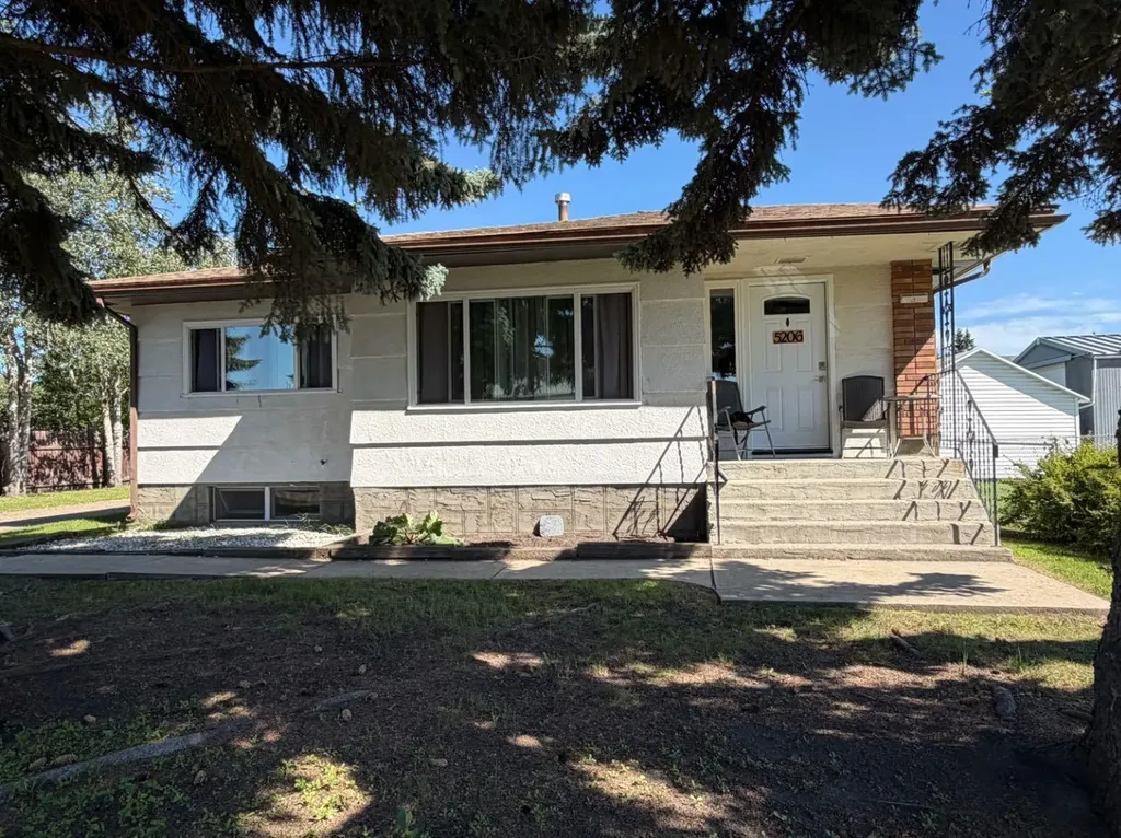 5206 61 Avenue Ponoka AB T4J 1E8