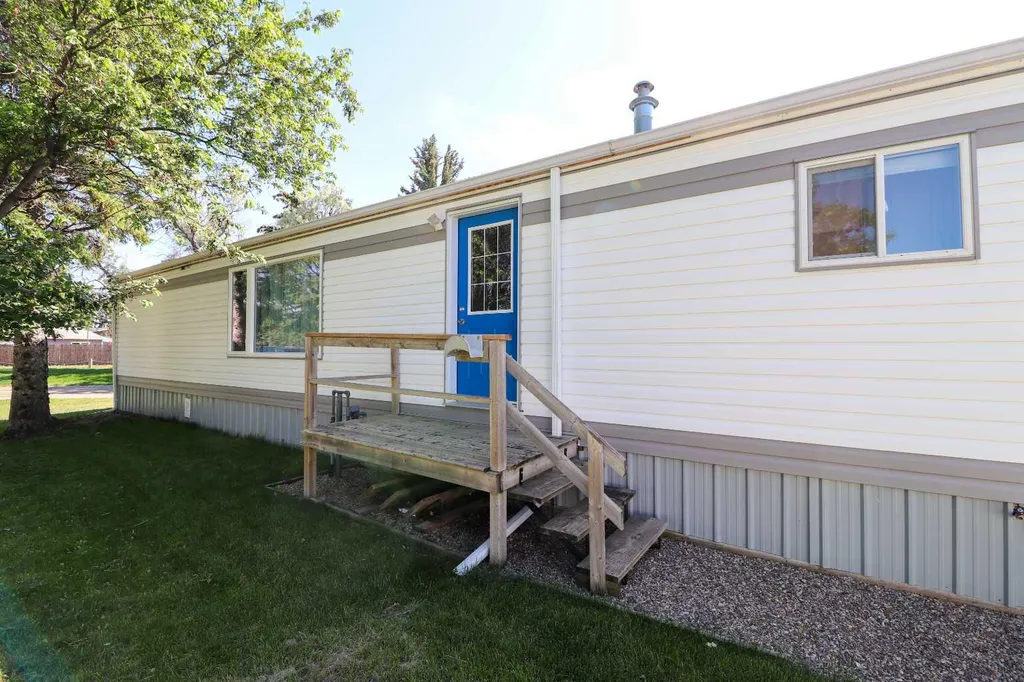 2300 13 Street N Lethbridge AB T1H 4E8