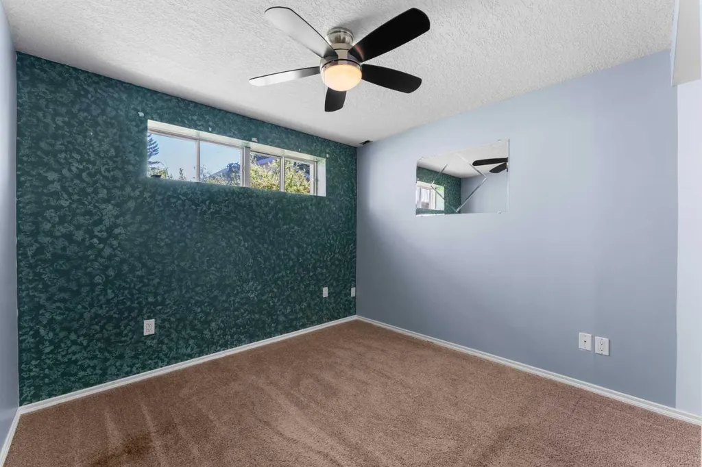 27 Elk Hill SE Airdrie AB T4B 1Z1