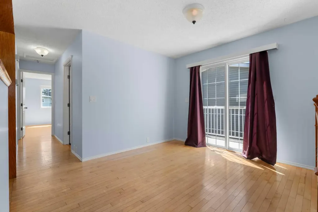 27 Elk Hill SE Airdrie AB T4B 1Z1