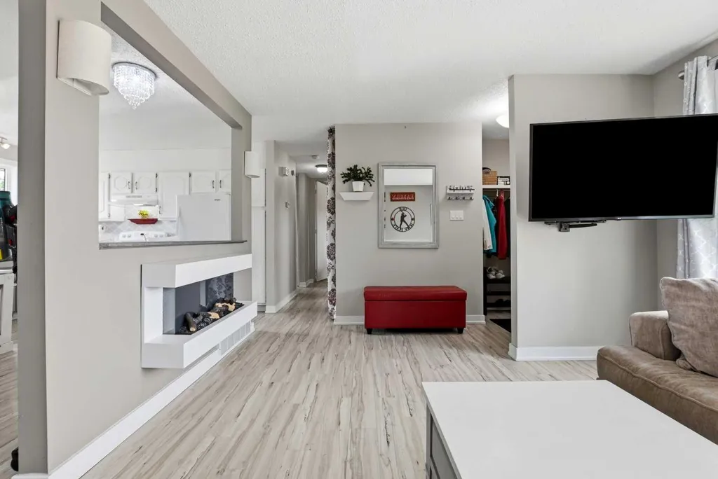 5745 35 Street Red Deer AB T4N 0S5