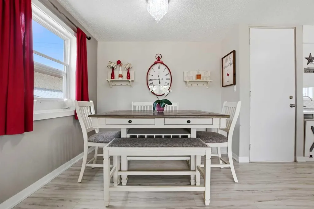 5745 35 Street Red Deer AB T4N 0S5