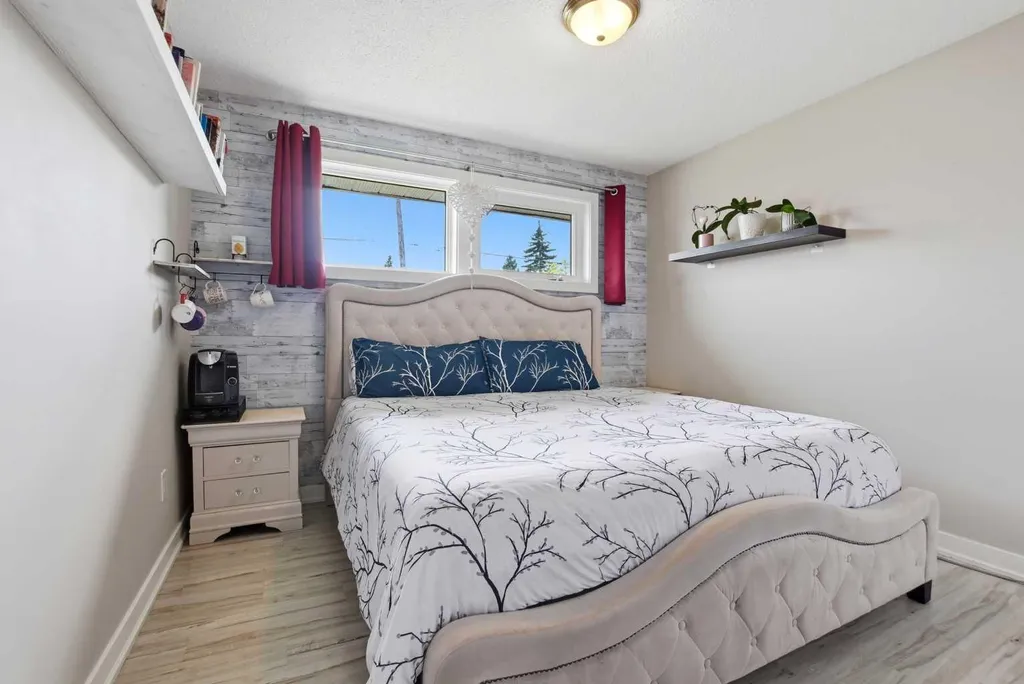 5745 35 Street Red Deer AB T4N 0S5
