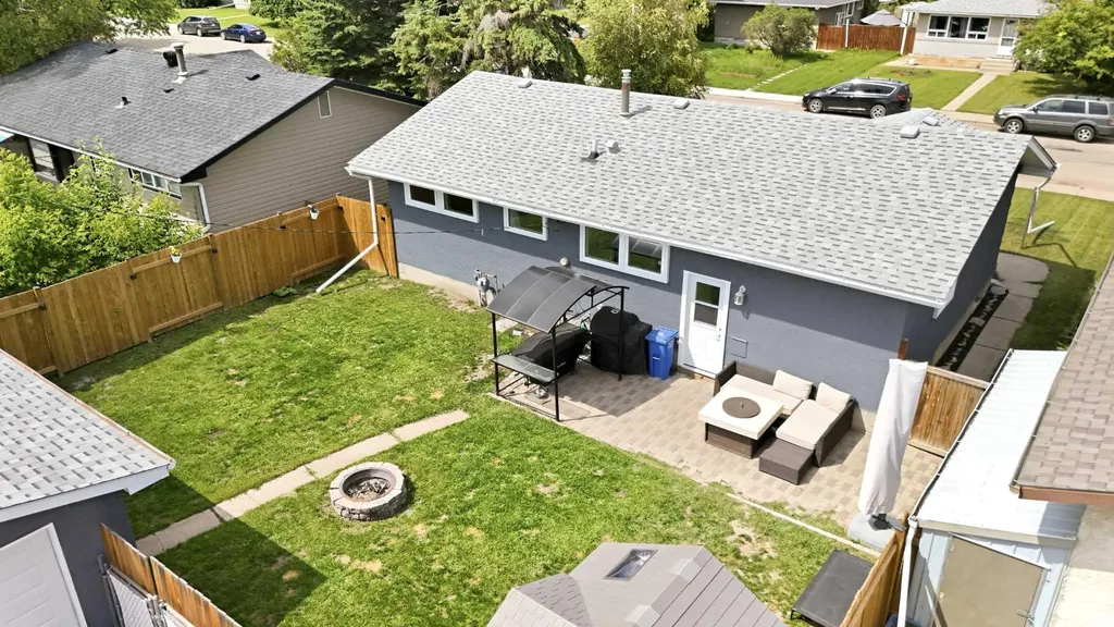 5745 35 Street Red Deer AB T4N 0S5