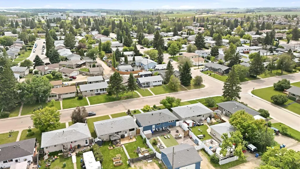 5745 35 Street Red Deer AB T4N 0S5