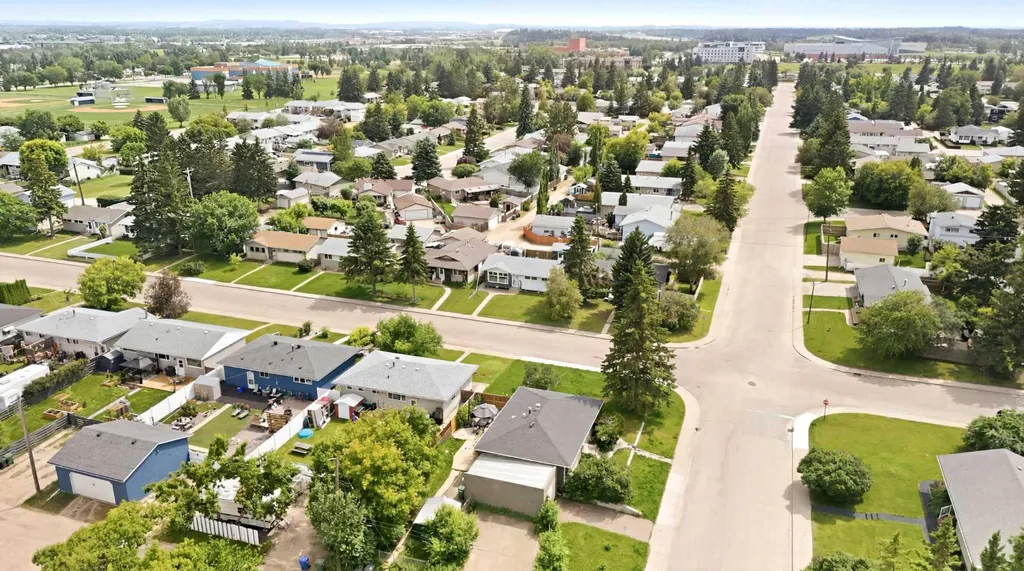 5745 35 Street Red Deer AB T4N 0S5