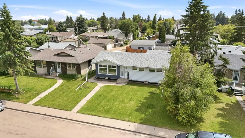 5745 35 Street Red Deer AB T4N 0S5