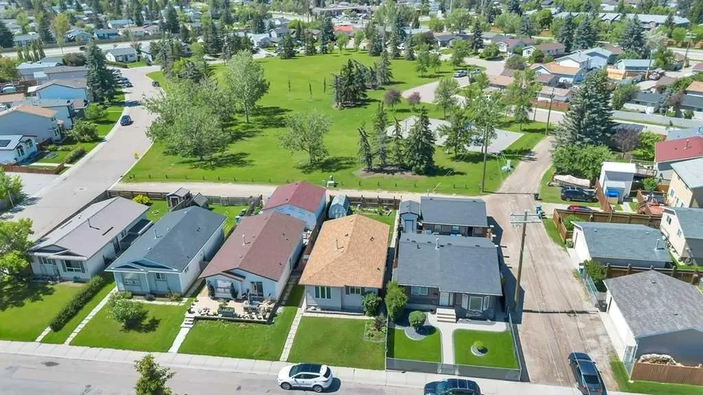 23 Abbercove Road SE Calgary AB T2A 6Y9