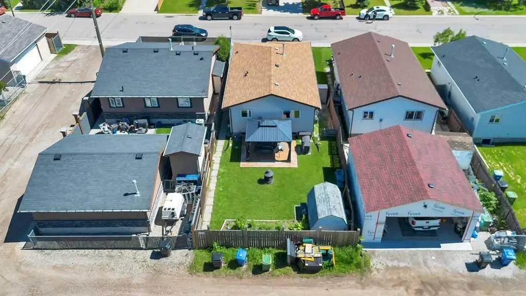 23 Abbercove Road SE Calgary AB T2A 6Y9