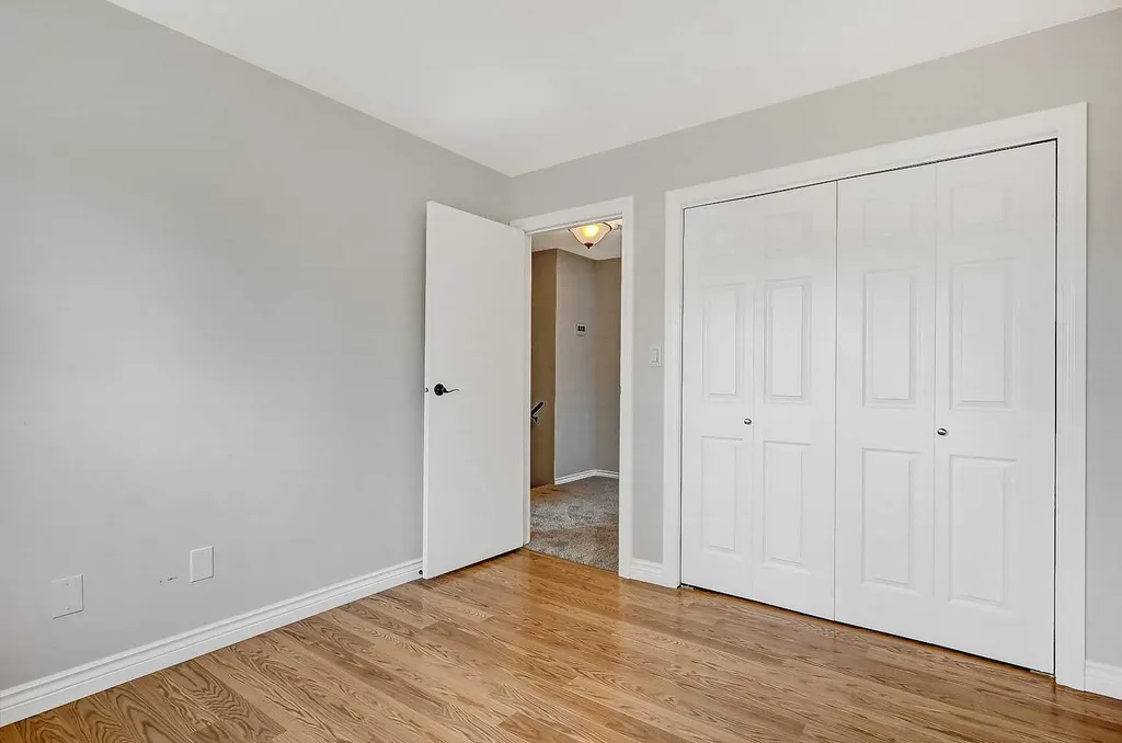 9513 62 Avenue Grande Prairie AB T8W2E1