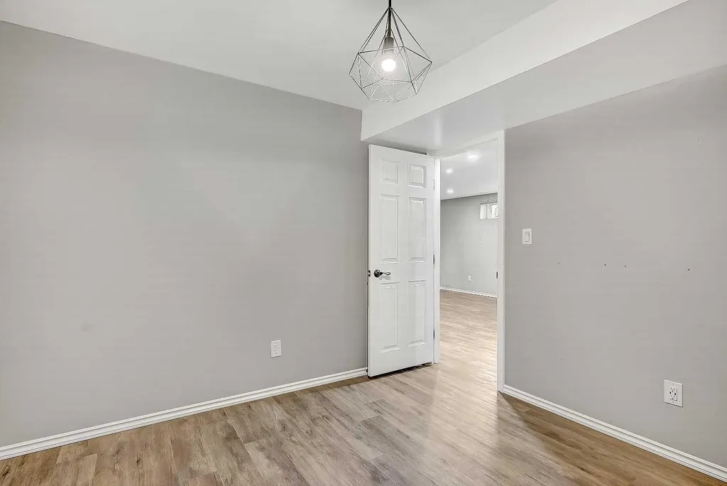 9513 62 Avenue Grande Prairie AB T8W2E1