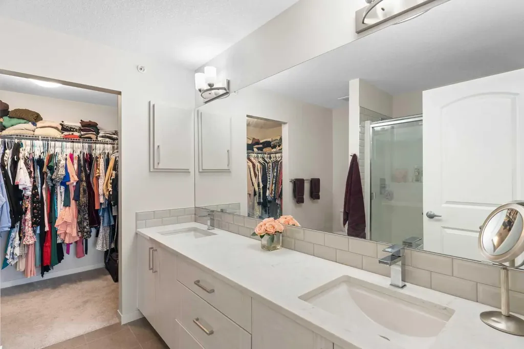 300 Harvest Hills Place NE Calgary AB T3K2P4