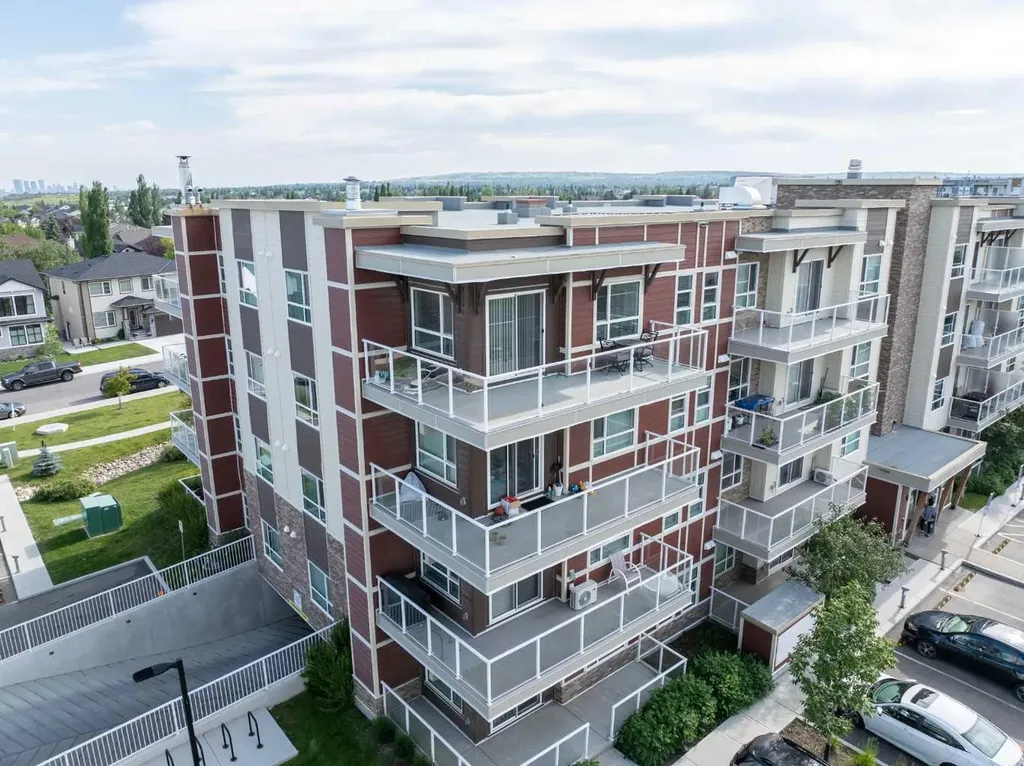 300 Harvest Hills Place NE Calgary AB T3K2P4