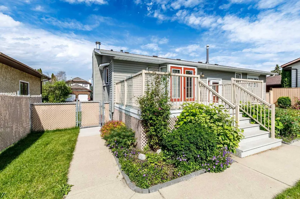 88 Mccullough Crescent Red Deer AB T4R 1S7