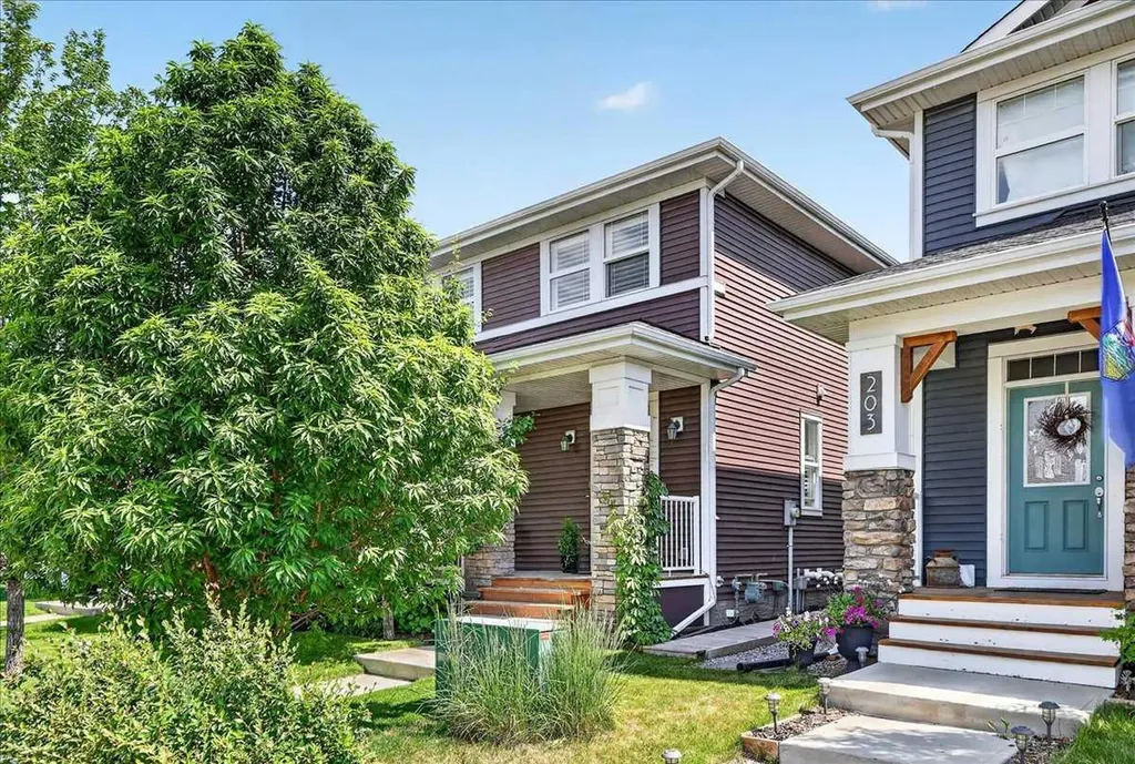 199 River Heights Crescent Cochrane AB T4C 0V1