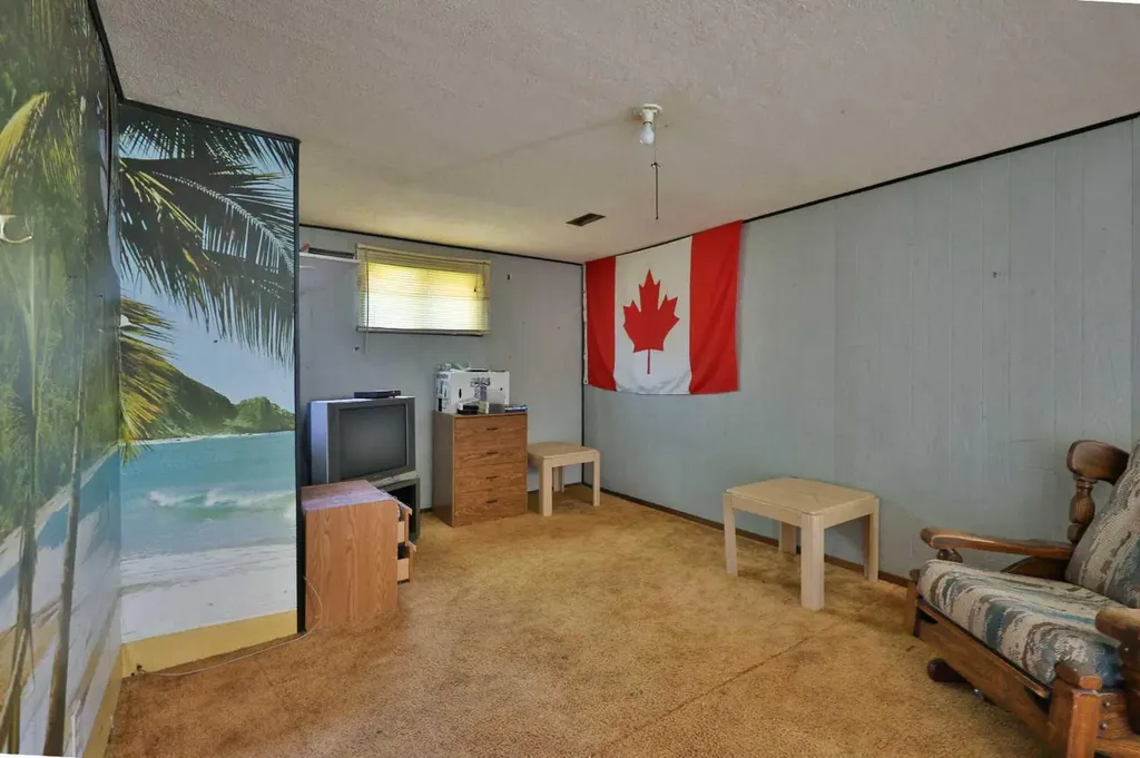 218 3a Street Stirling AB T0K 2E0