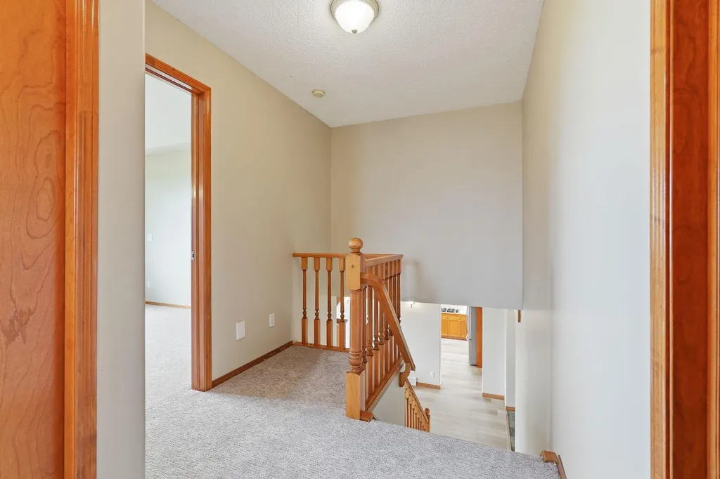 412 Harrison Court Crossfield AB T0M0S0