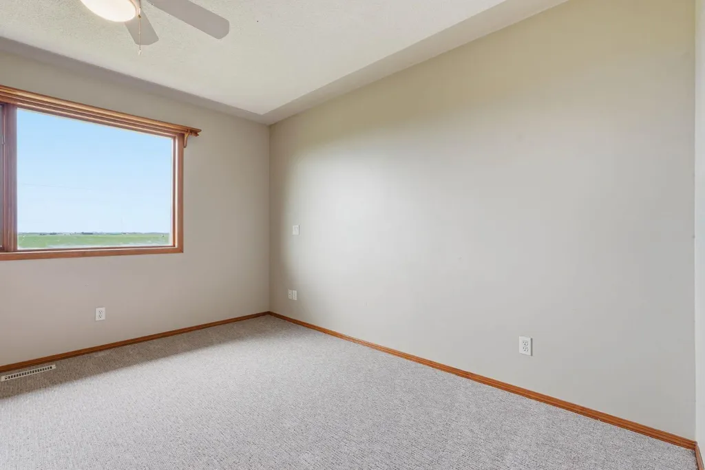 412 Harrison Court Crossfield AB T0M0S0
