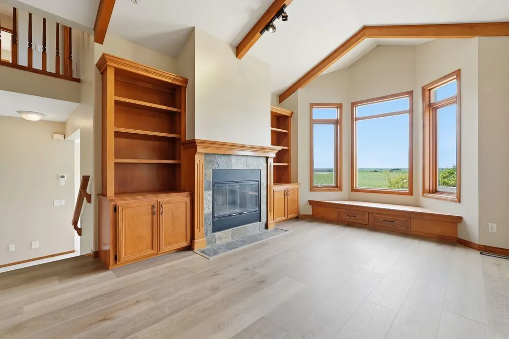 412 Harrison Court Crossfield AB T0M0S0