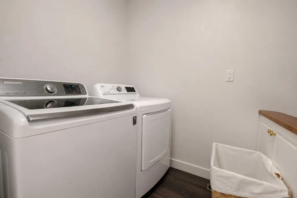 804 Cherry Crescent Beaverlodge AB T0H 0C0