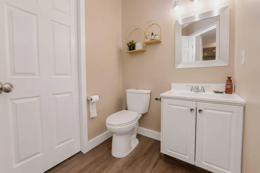 804 Cherry Crescent Beaverlodge AB T0H 0C0