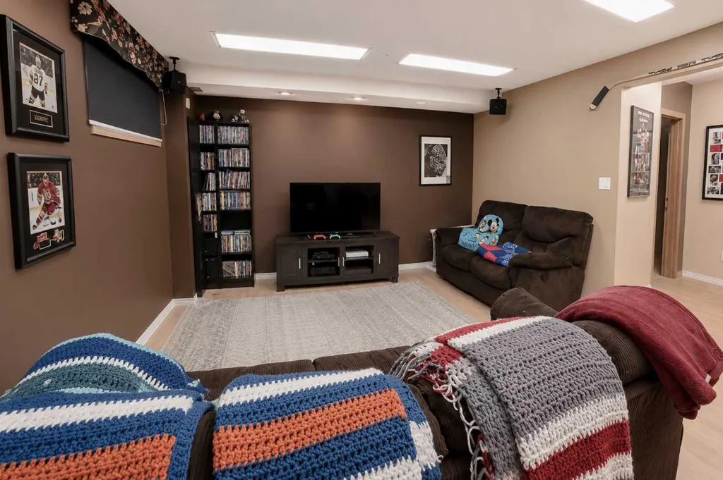 804 Cherry Crescent Beaverlodge AB T0H 0C0