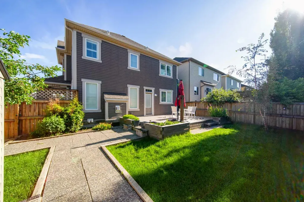 503 Windbrook Heights SW Airdrie AB T4B3X2