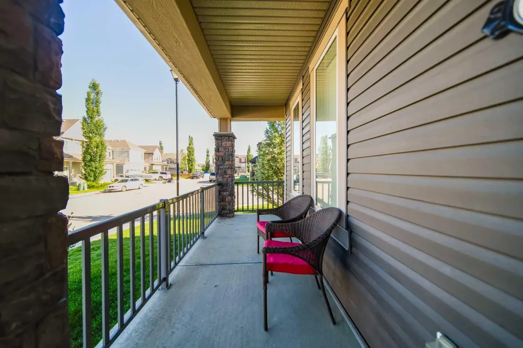 503 Windbrook Heights SW Airdrie AB T4B3X2