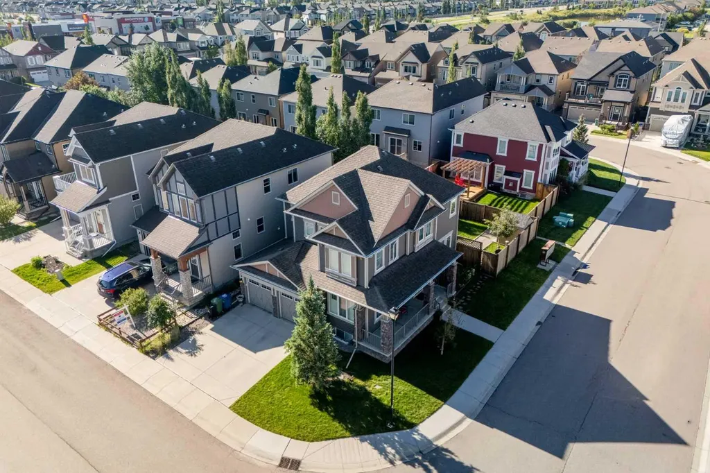 503 Windbrook Heights SW Airdrie AB T4B3X2