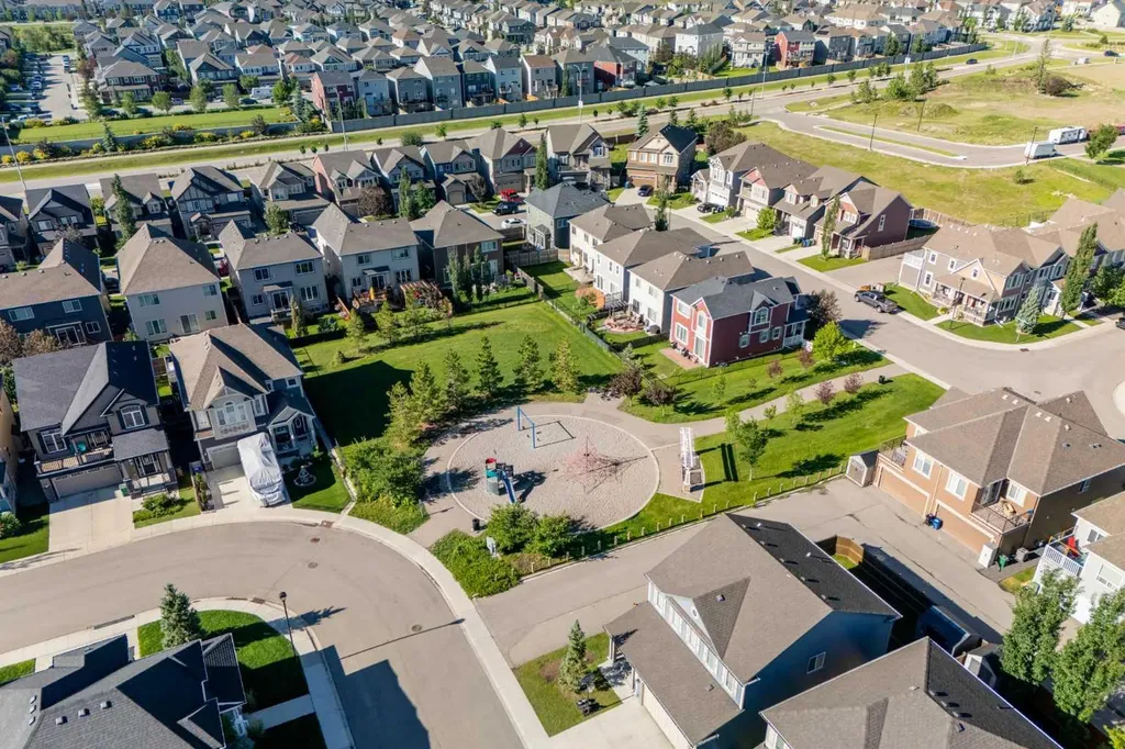 503 Windbrook Heights SW Airdrie AB T4B3X2