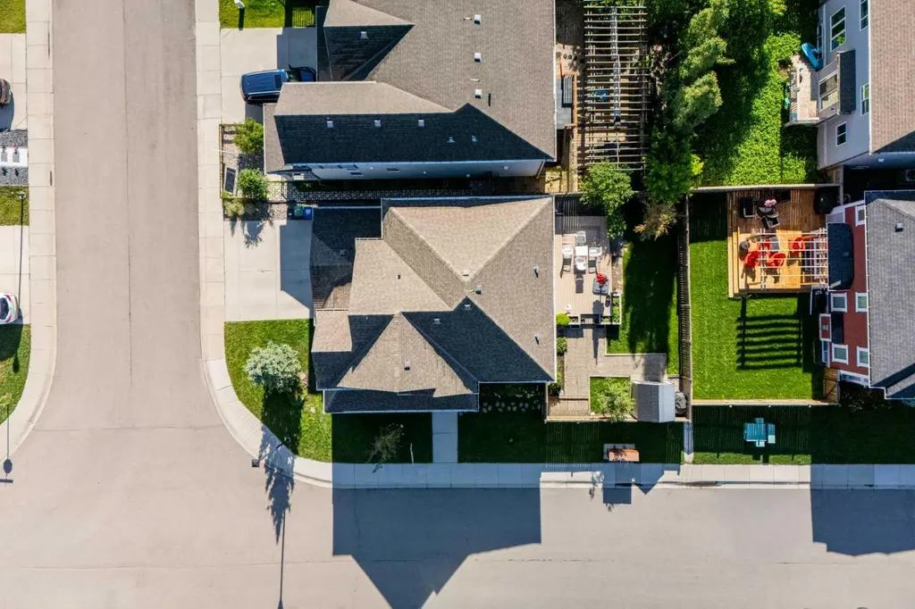 503 Windbrook Heights SW Airdrie AB T4B3X2