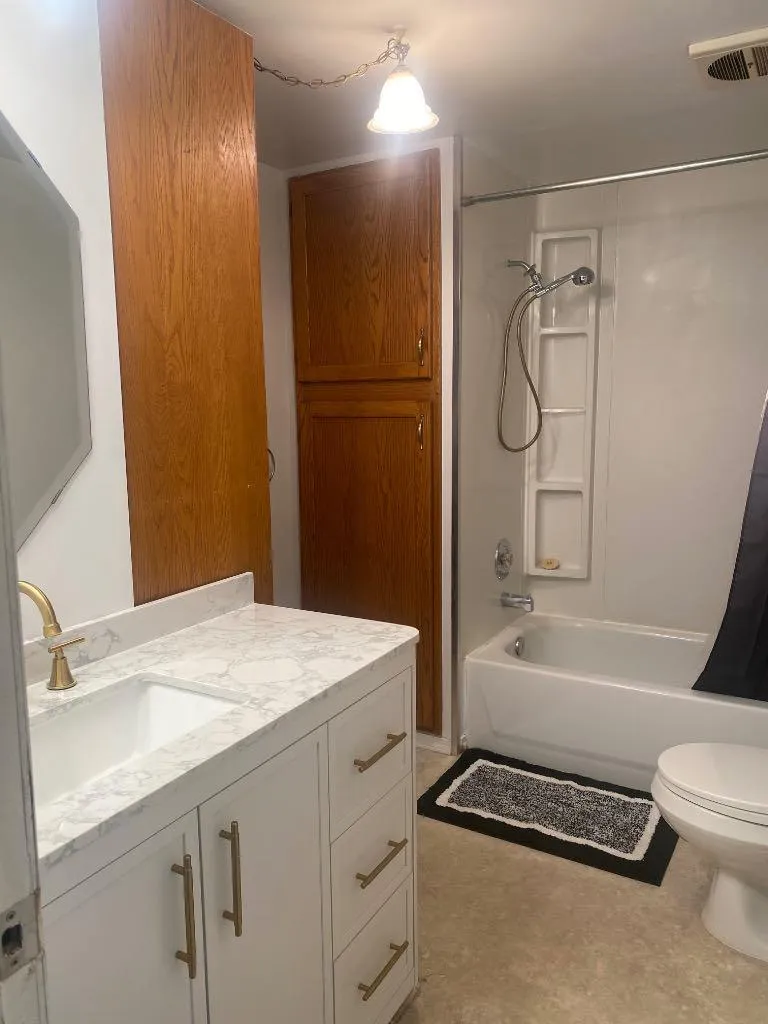 6834 59 Avenue Red Deer AB T4P 1C9