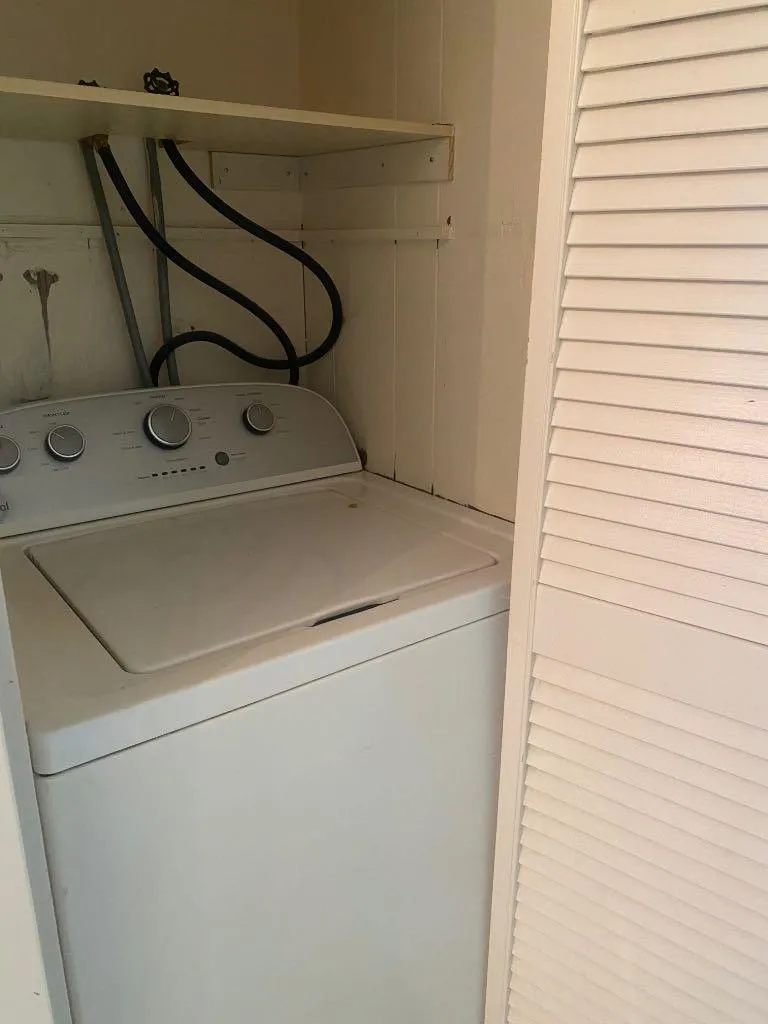 6834 59 Avenue Red Deer AB T4P 1C9