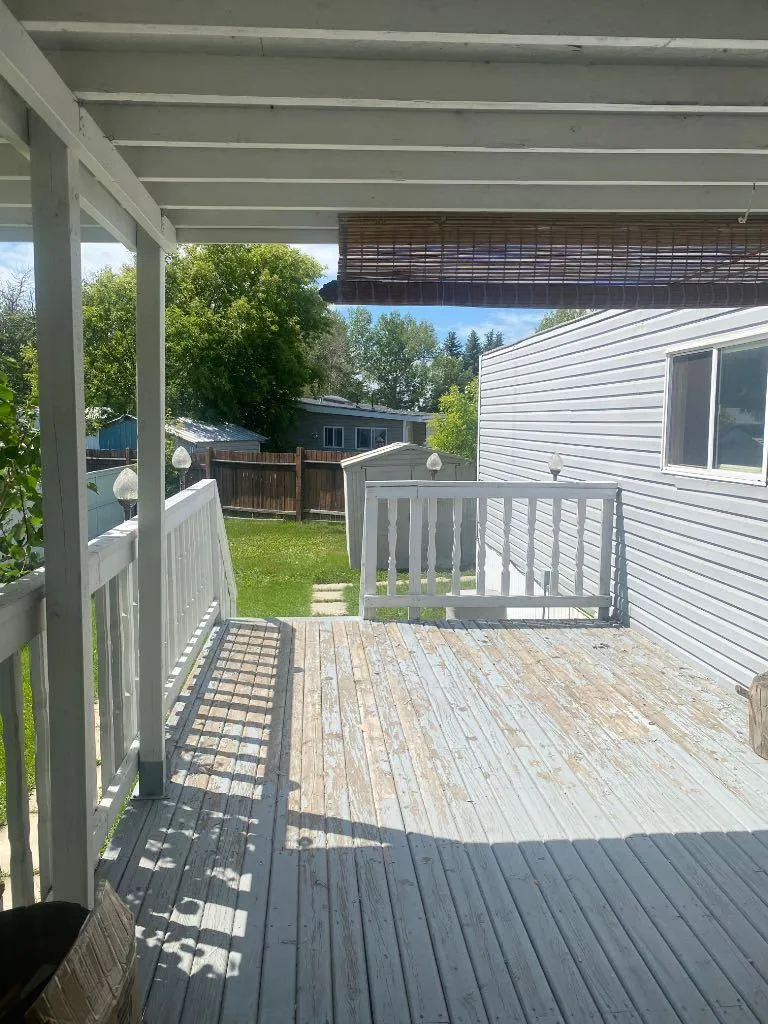 6834 59 Avenue Red Deer AB T4P 1C9