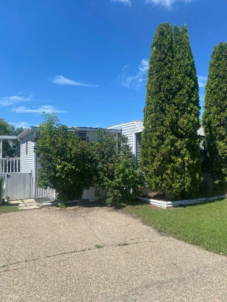 6834 59 Avenue Red Deer AB T4P 1C9