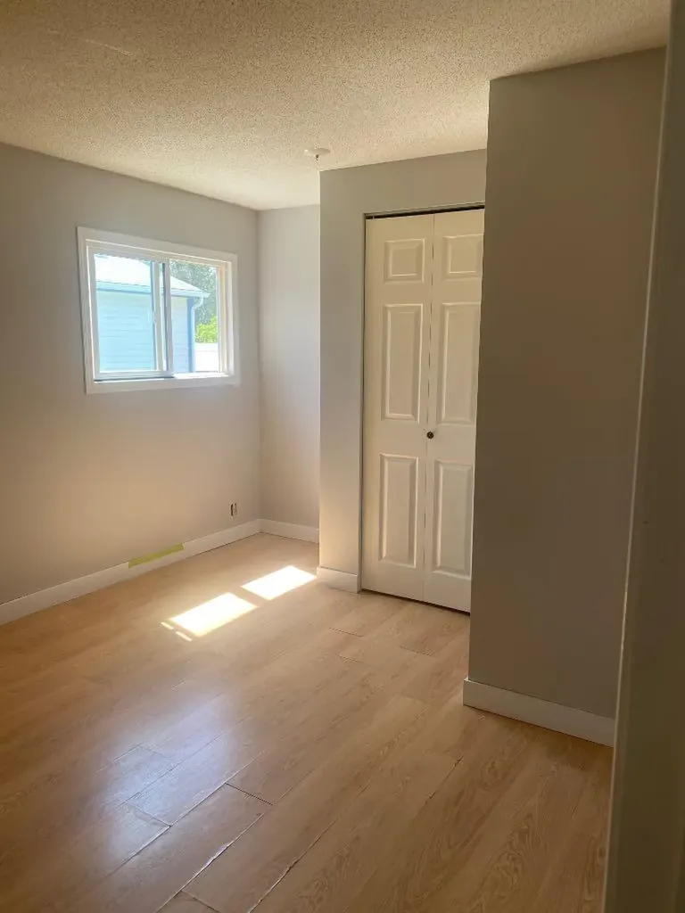 6834 59 Avenue Red Deer AB T4P 1C9