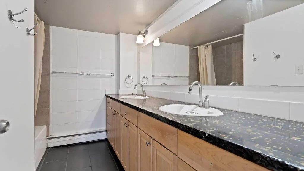 519 17 Avenue SW Calgary AB T2S 0A9