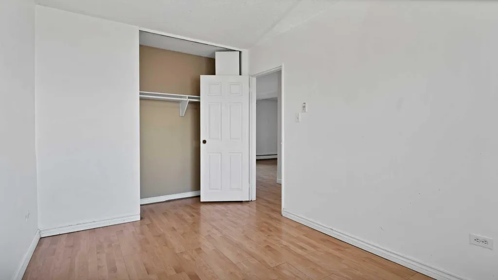 519 17 Avenue SW Calgary AB T2S 0A9