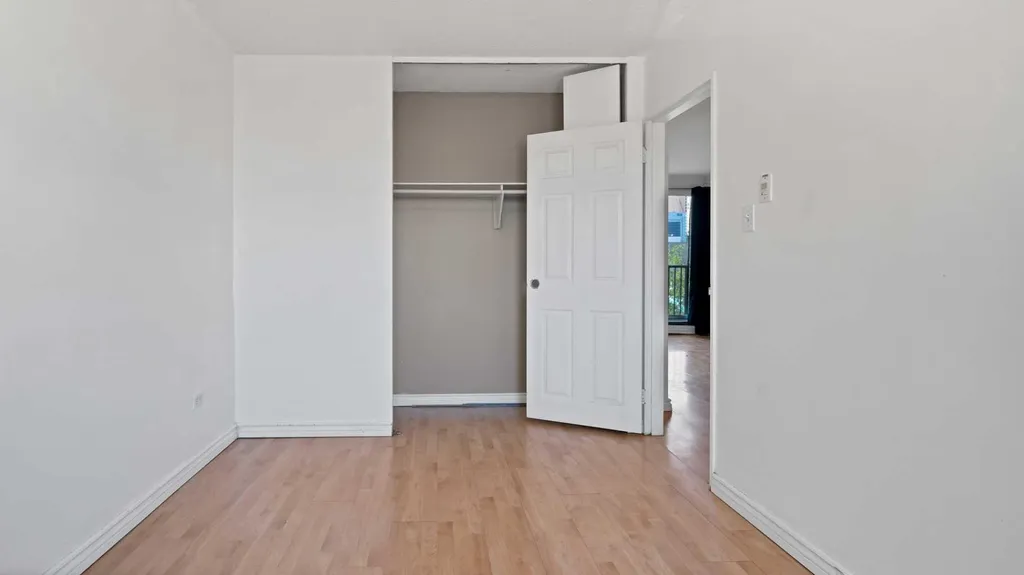 519 17 Avenue SW Calgary AB T2S 0A9