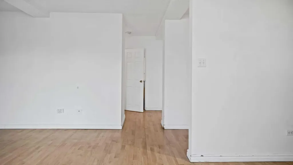 519 17 Avenue SW Calgary AB T2S 0A9