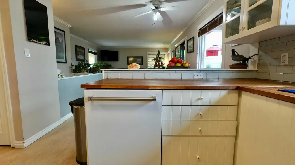 11514 101 Street Peace River AB T8S 1L9