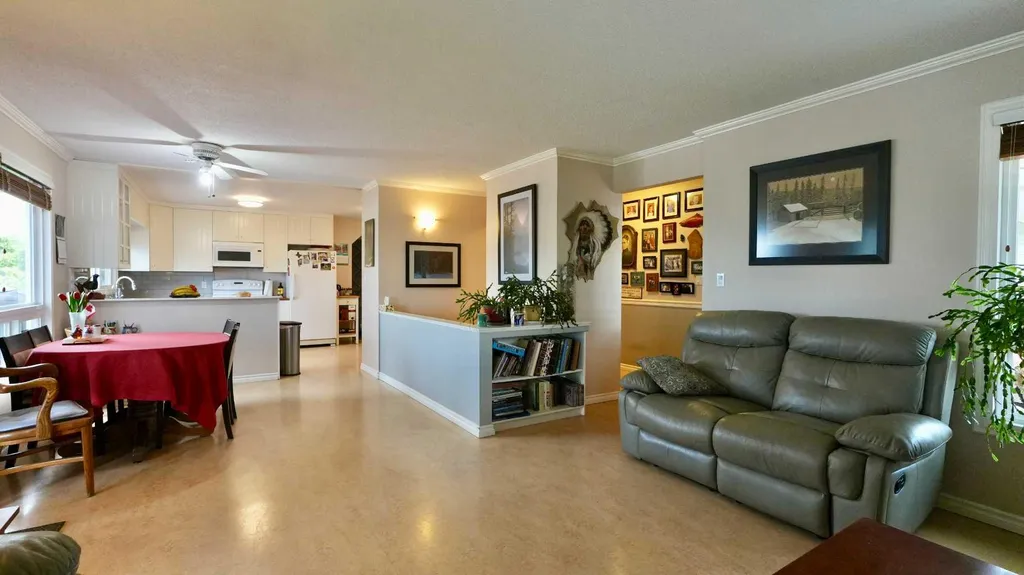 11514 101 Street Peace River AB T8S 1L9