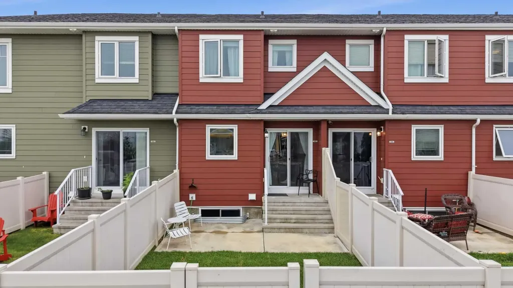 30 Carleton Avenue Red Deer AB T4P 0M8