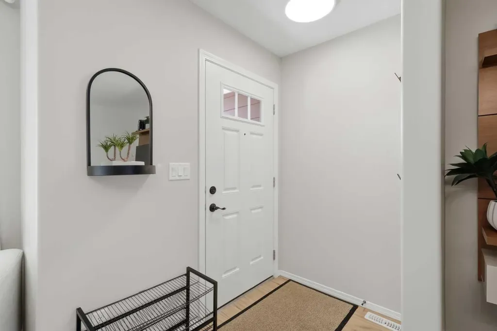 30 Carleton Avenue Red Deer AB T4P 0M8