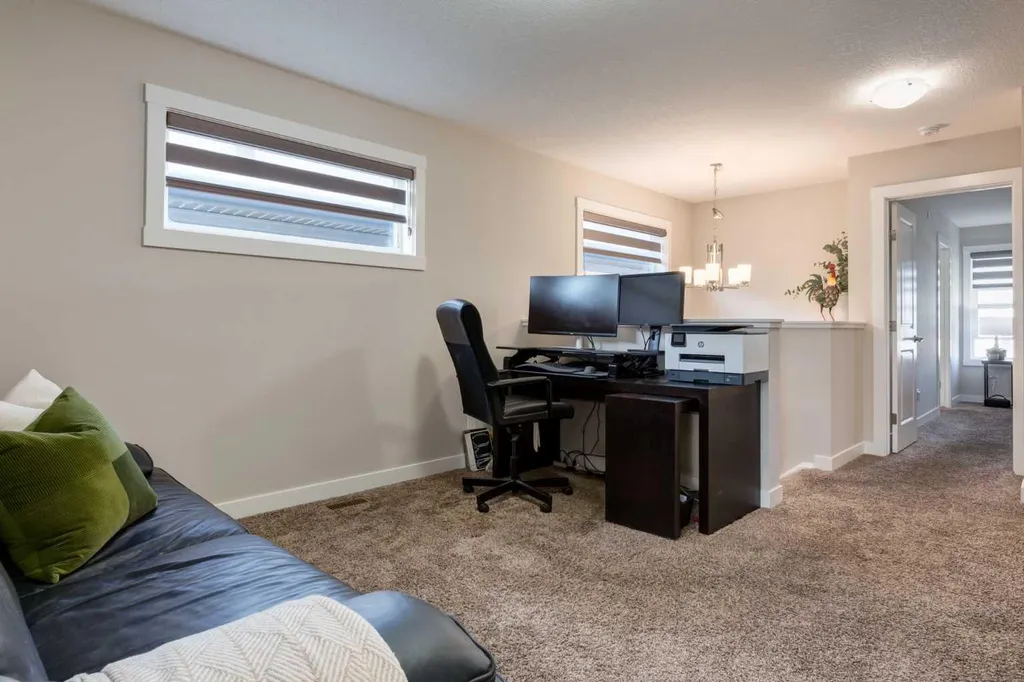 52 Lucas Street NW Calgary AB T3P 1N2